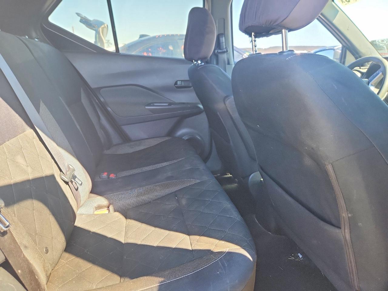 2018 NISSAN KICKS