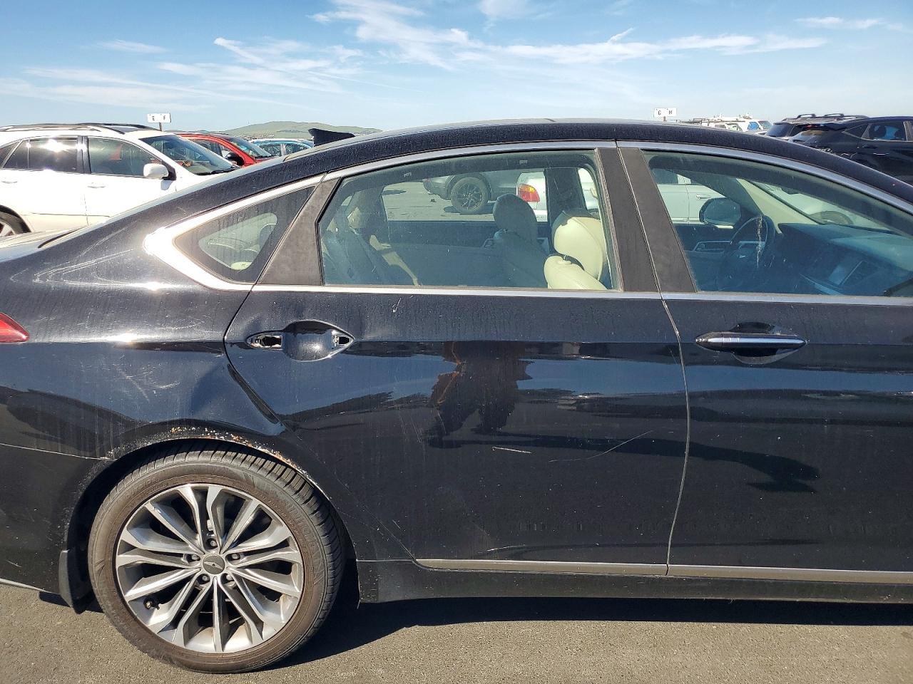 2016 HYUNDAI GENESIS