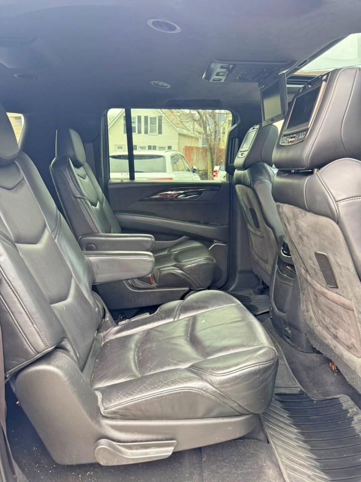 2015 CADILLAC Escalade ESV