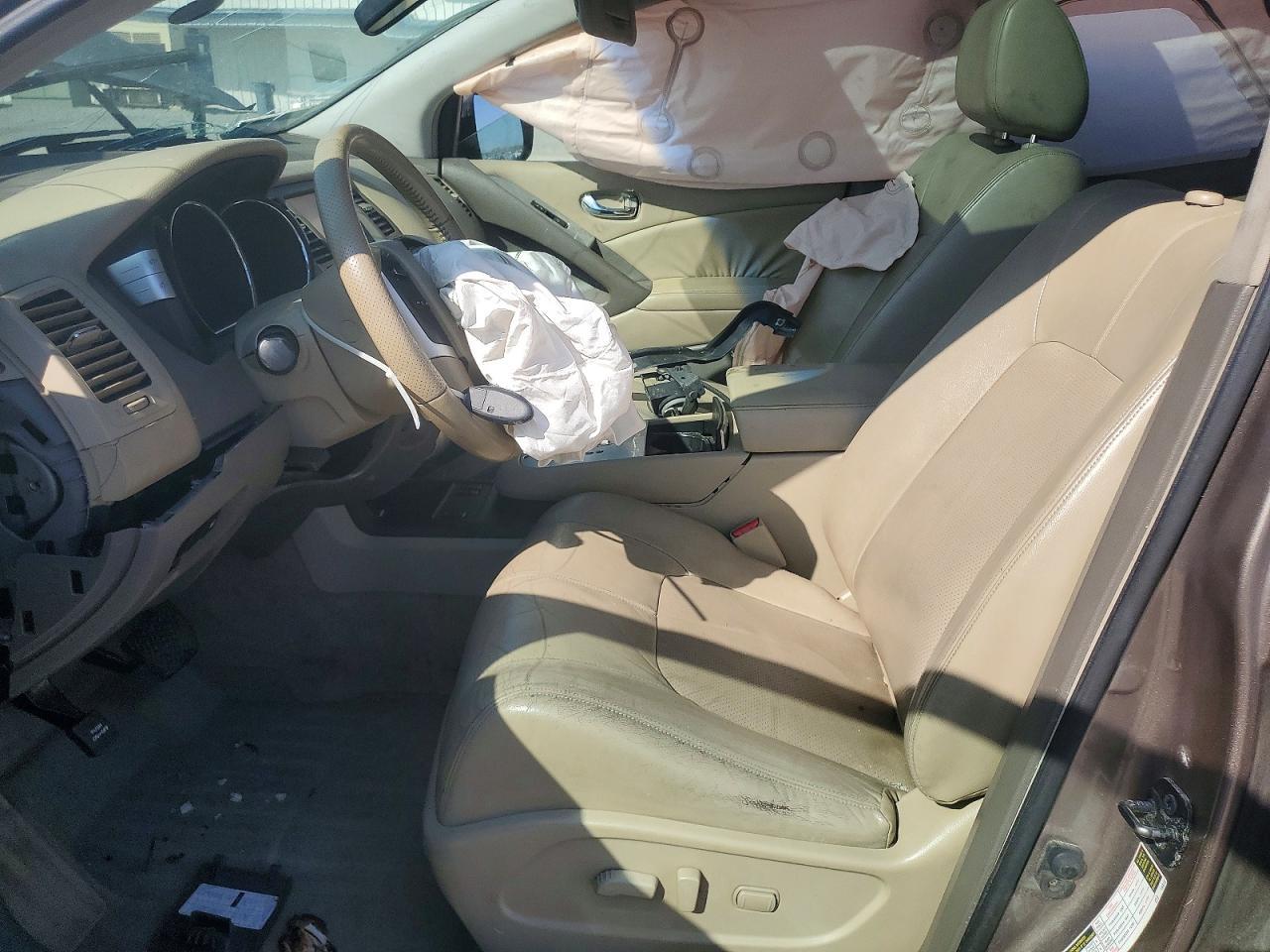 2010 NISSAN MURANO