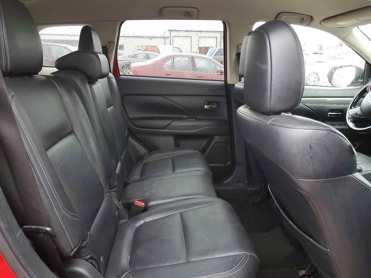 2019 MITSUBISHI outlander