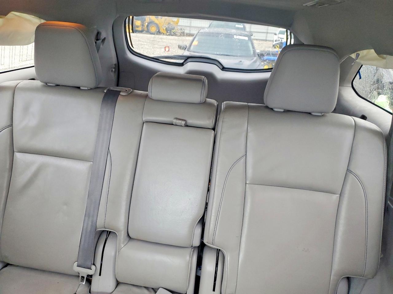 2014 TOYOTA HIGHLANDER