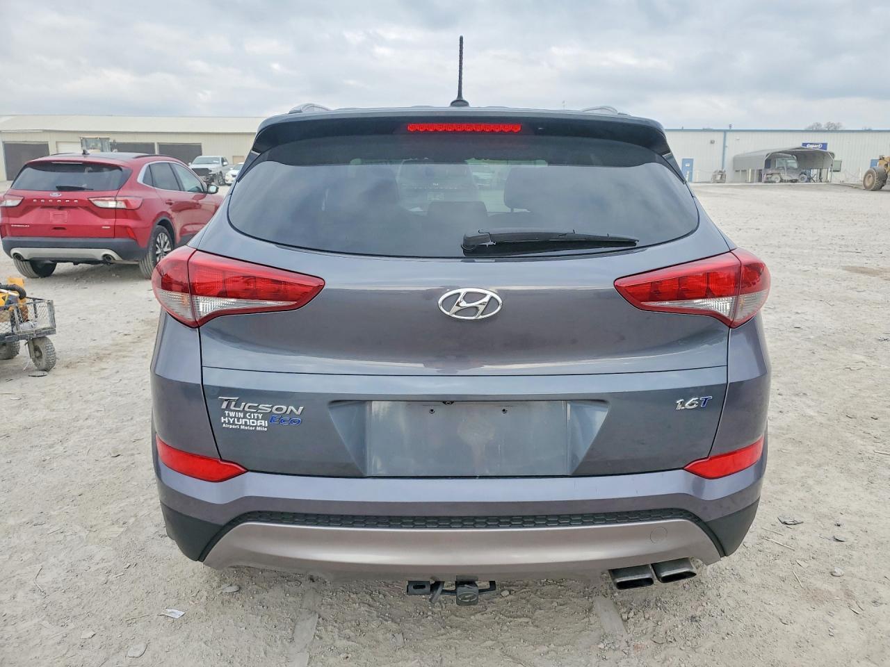 2016 HYUNDAI TUCSON