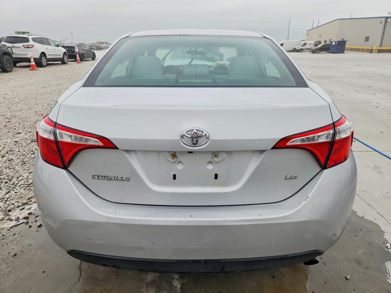 2015 TOYOTA COROLLA
