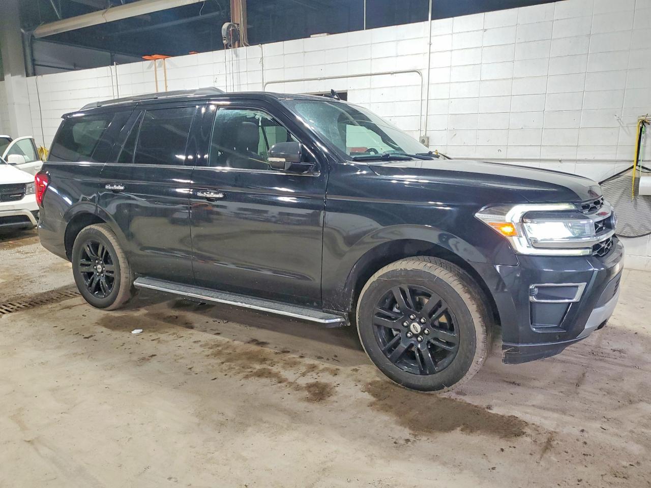 2022 FORD Expedition
