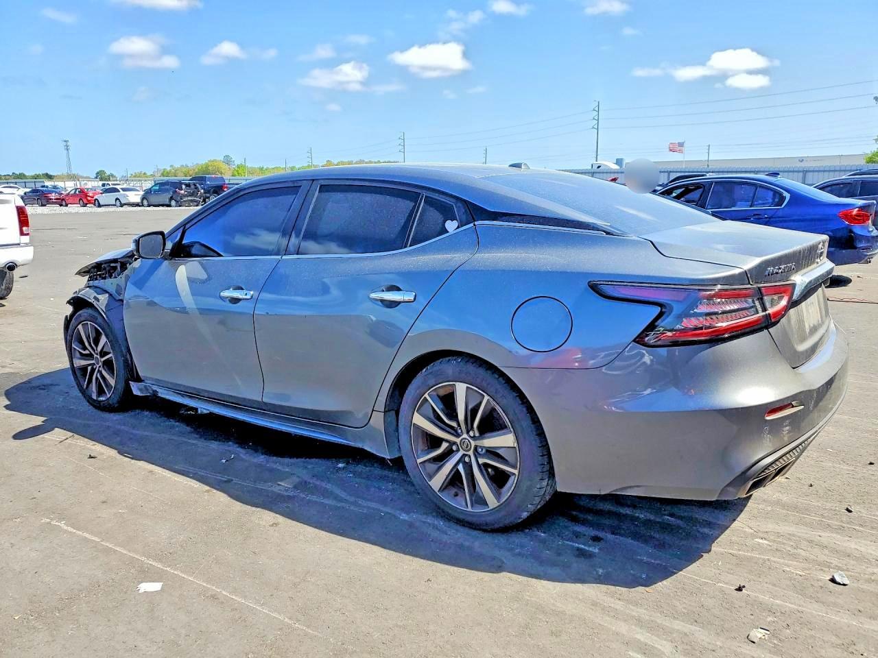2020 NISSAN Maxima