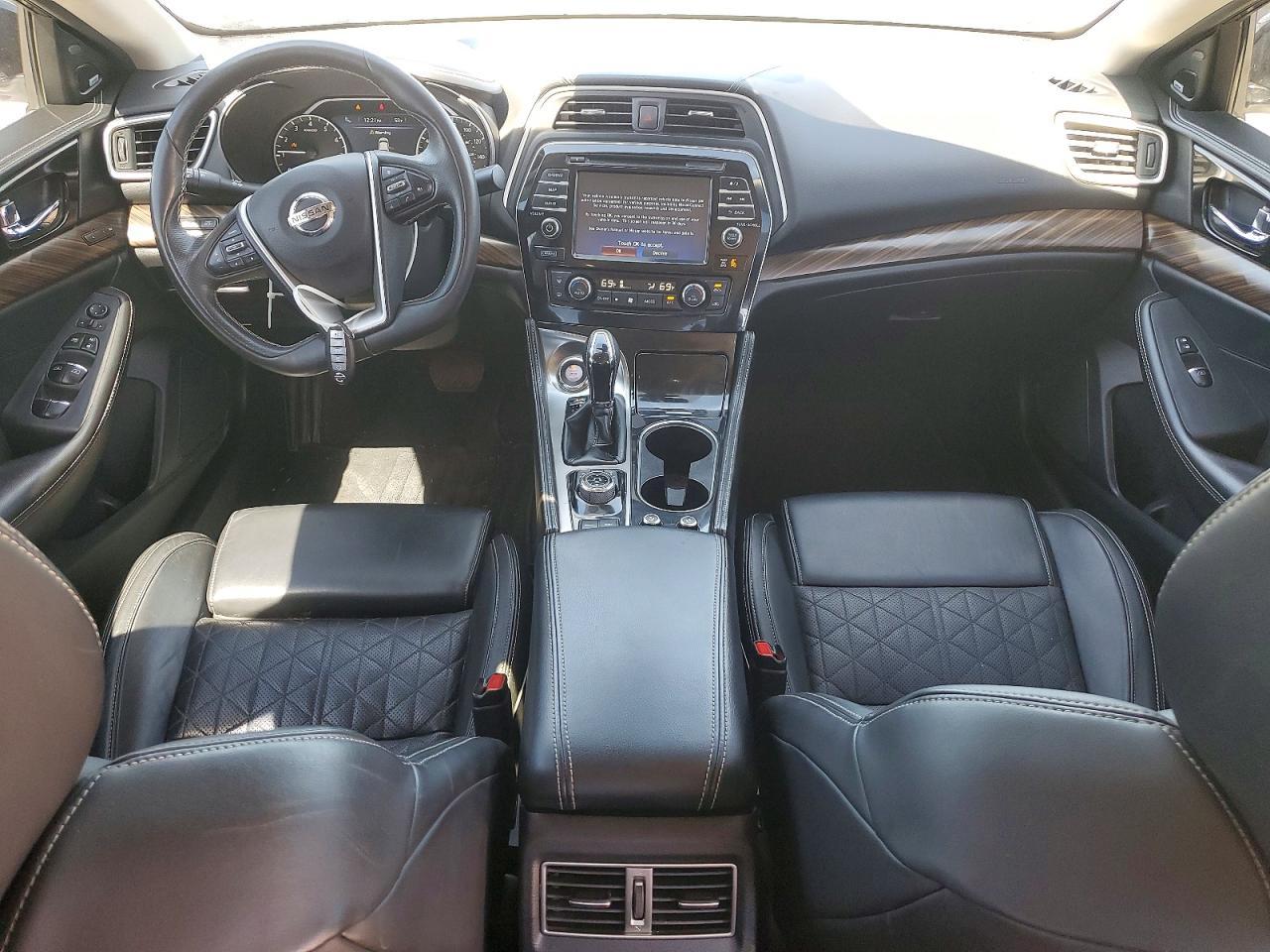 2018 NISSAN Maxima
