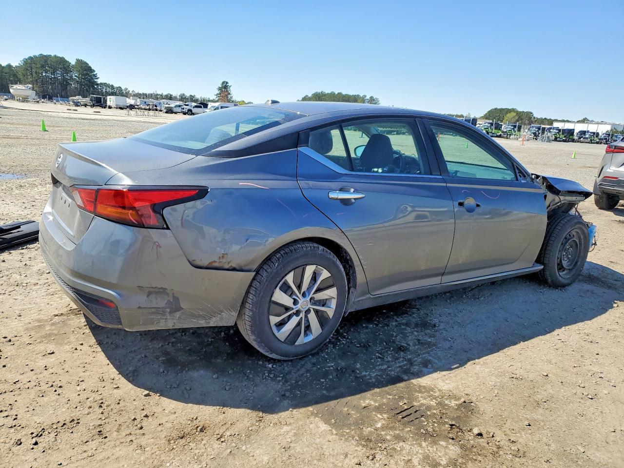 2020 NISSAN ALTIMA