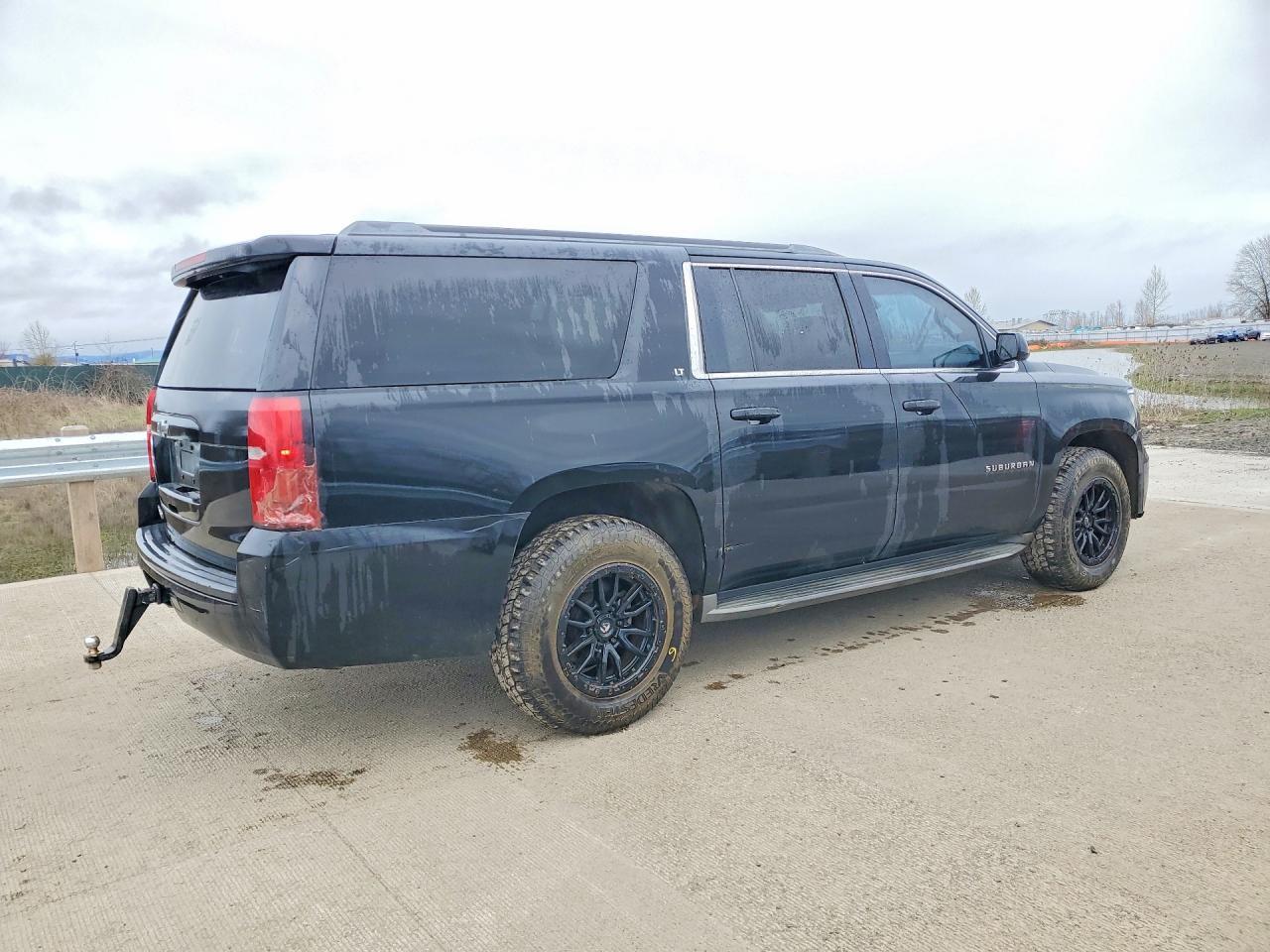 2015 CHEVROLET Suburban
