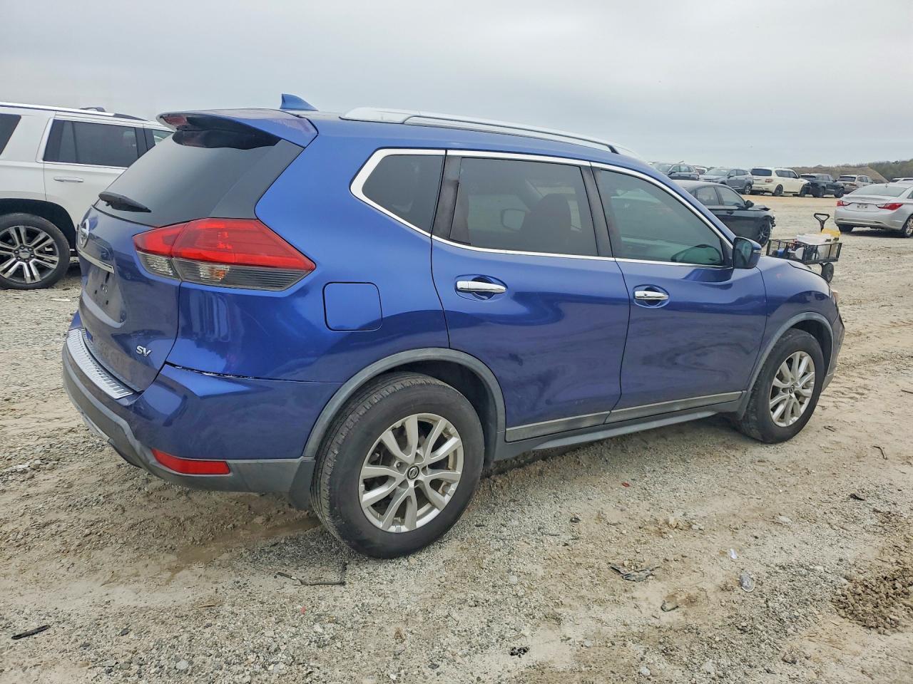 2018 NISSAN ROGUE