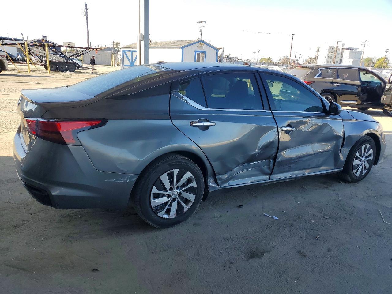 2019 NISSAN ALTIMA