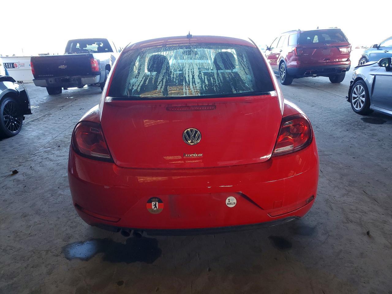 2019 VOLKSWAGEN Beetle