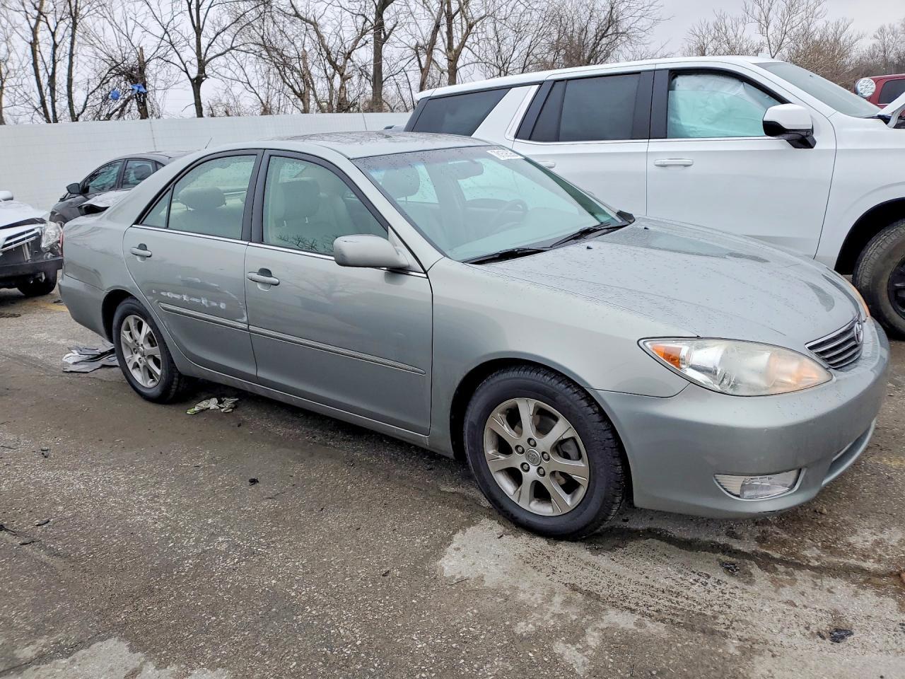 2005 TOYOTA CAMRY
