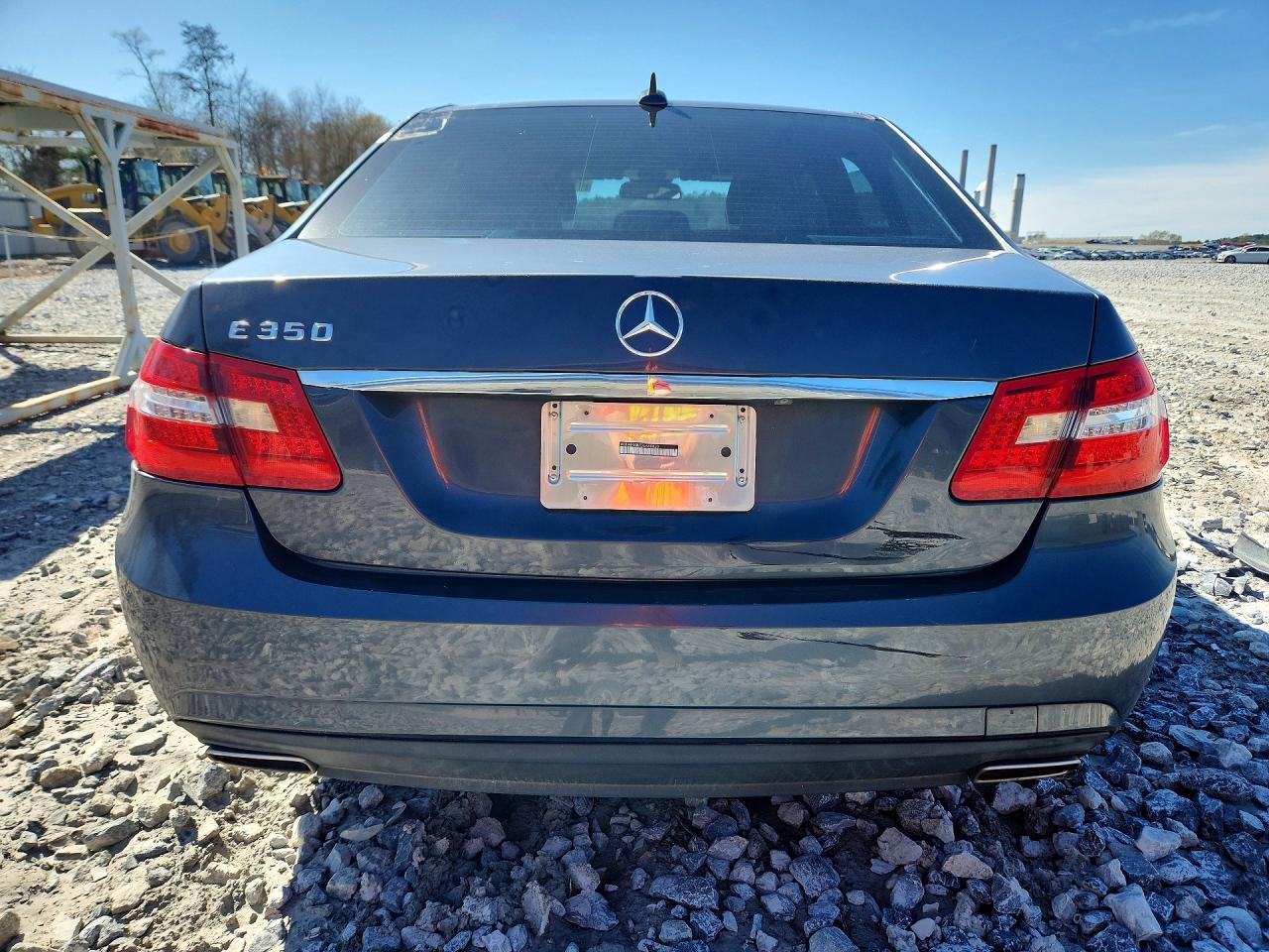 2013 MERCEDES-BENZ E-Class