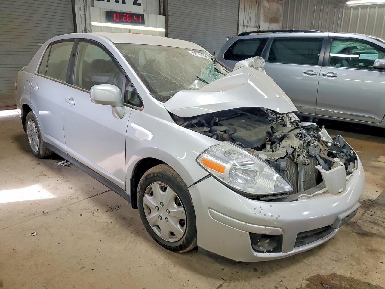 2011 NISSAN VERSA