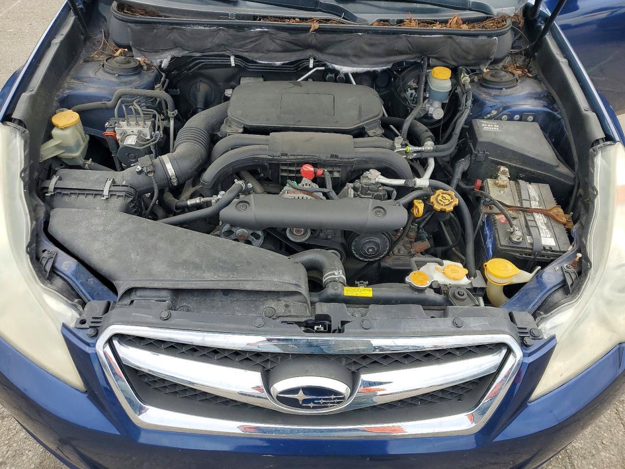 2011 SUBARU Legacy