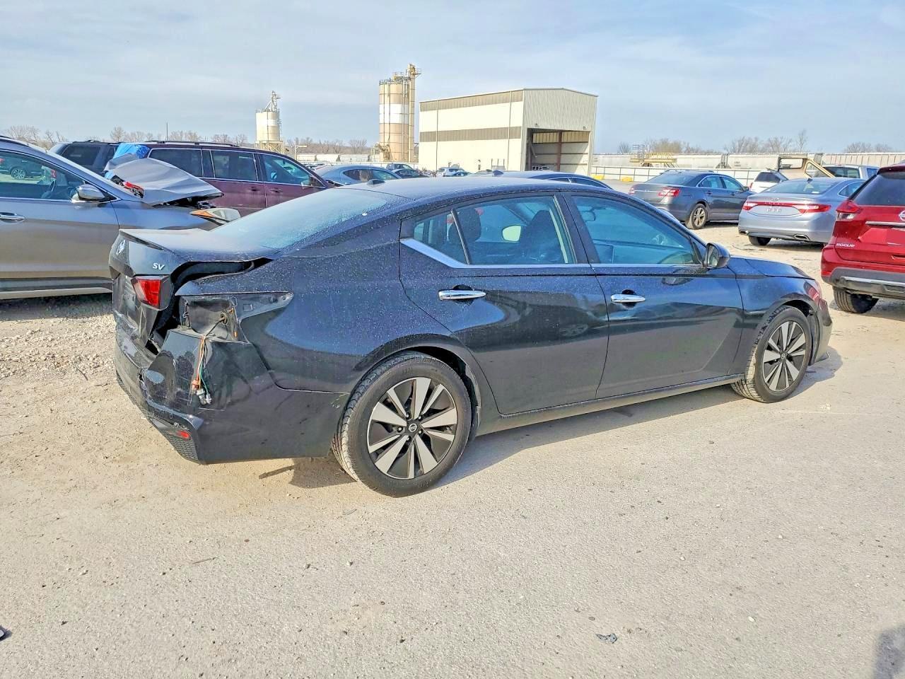 2021 NISSAN ALTIMA