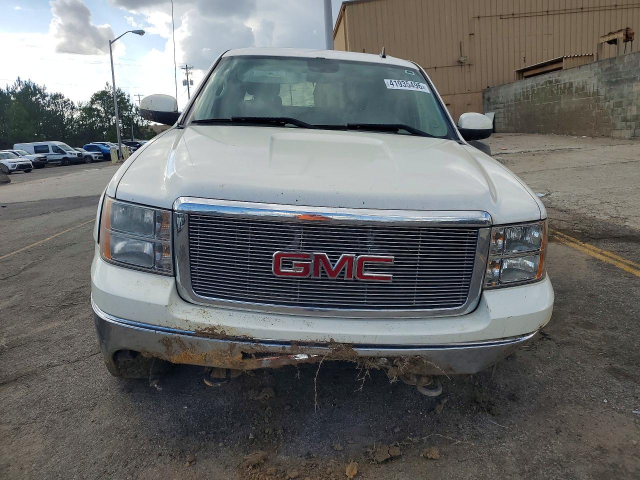2011 GMC Sierra