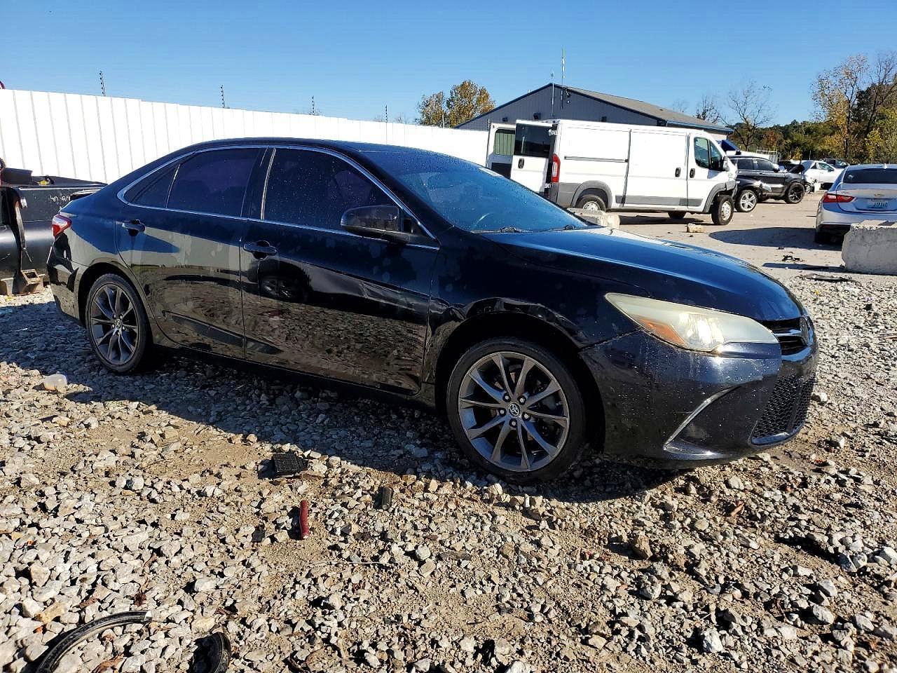 2016 TOYOTA CAMRY