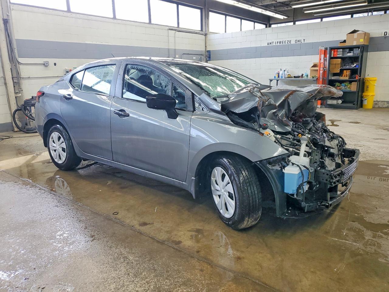 2025 NISSAN VERSA
