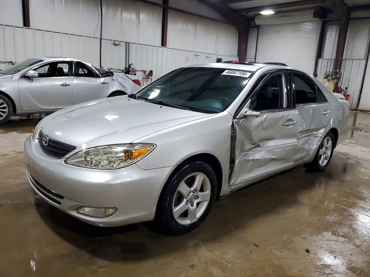 2002 TOYOTA CAMRY