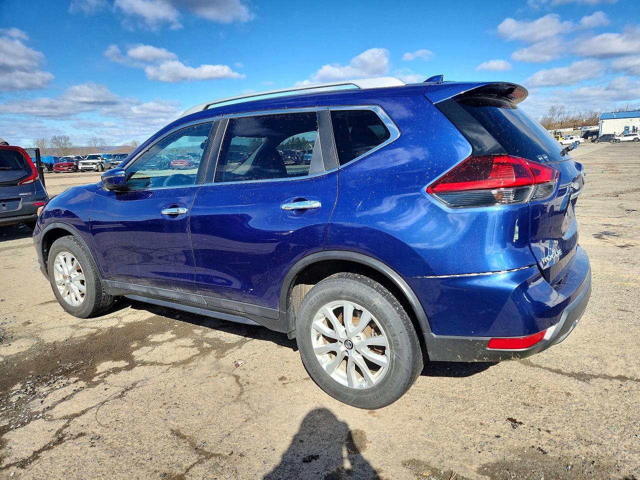 2018 NISSAN ROGUE