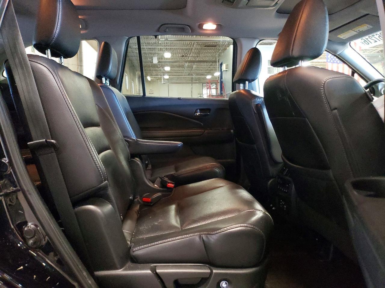 2017 HONDA PILOT