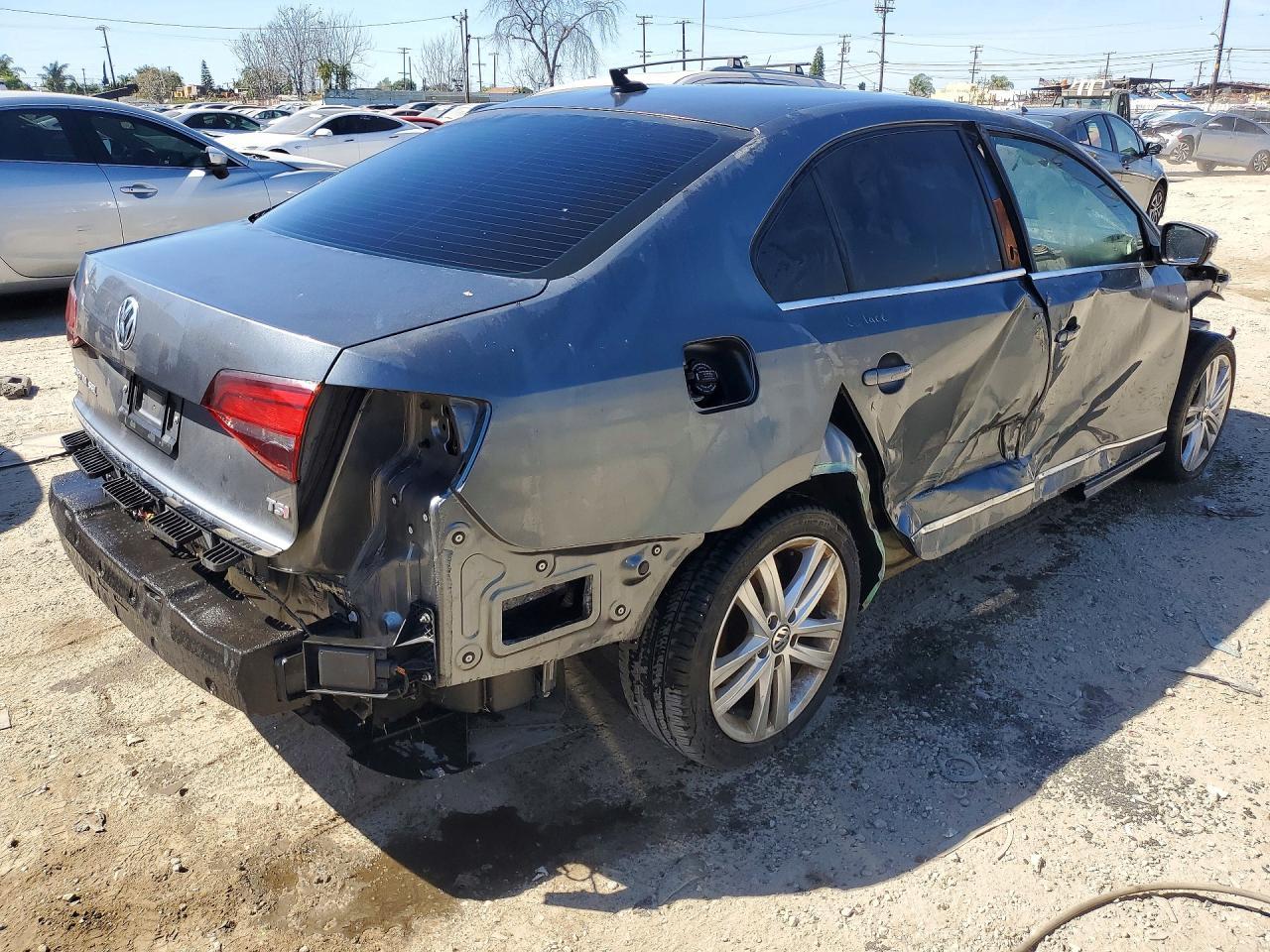 2017 VOLKSWAGEN JETTA