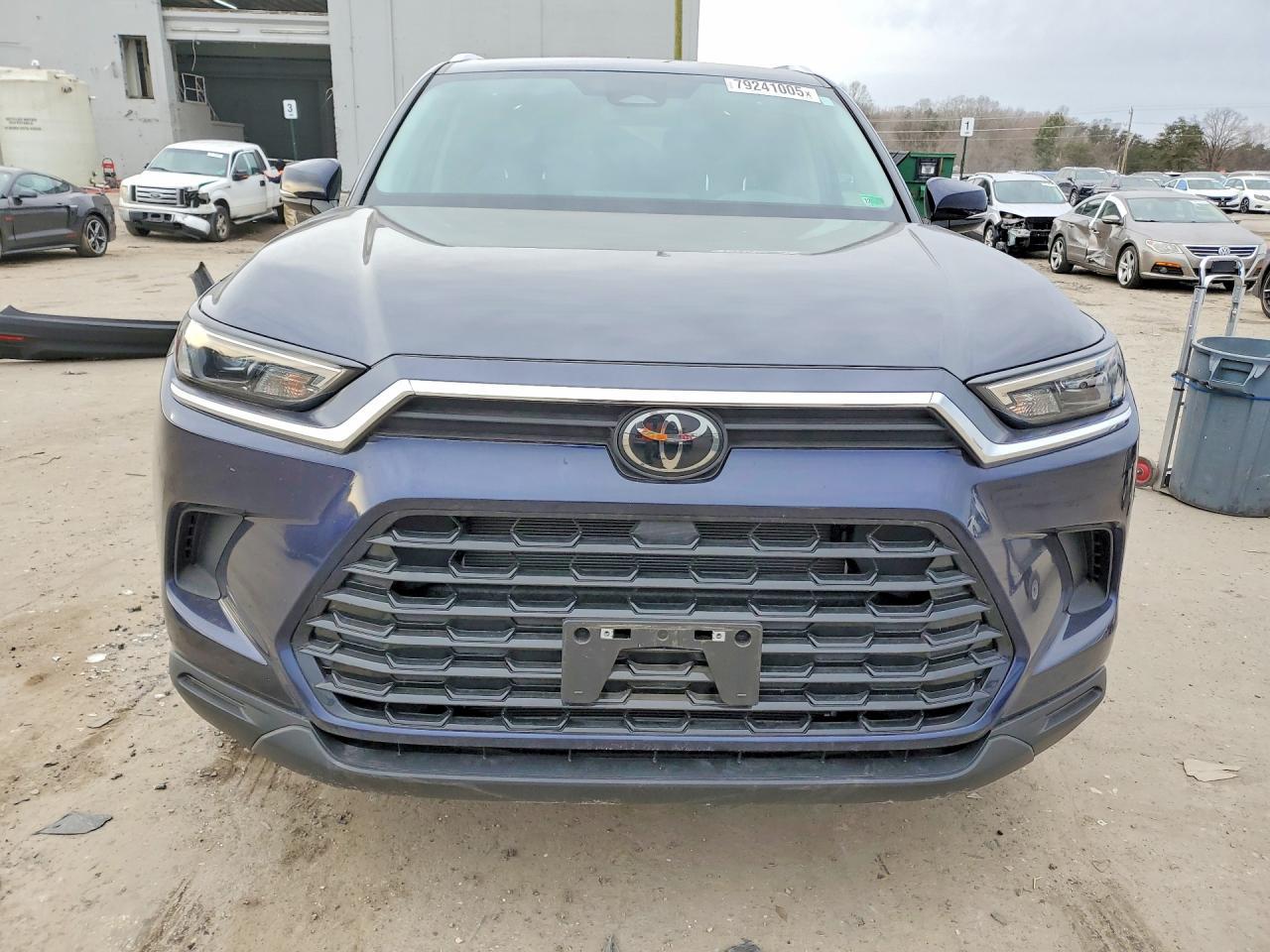 2024 TOYOTA HIGHLANDER