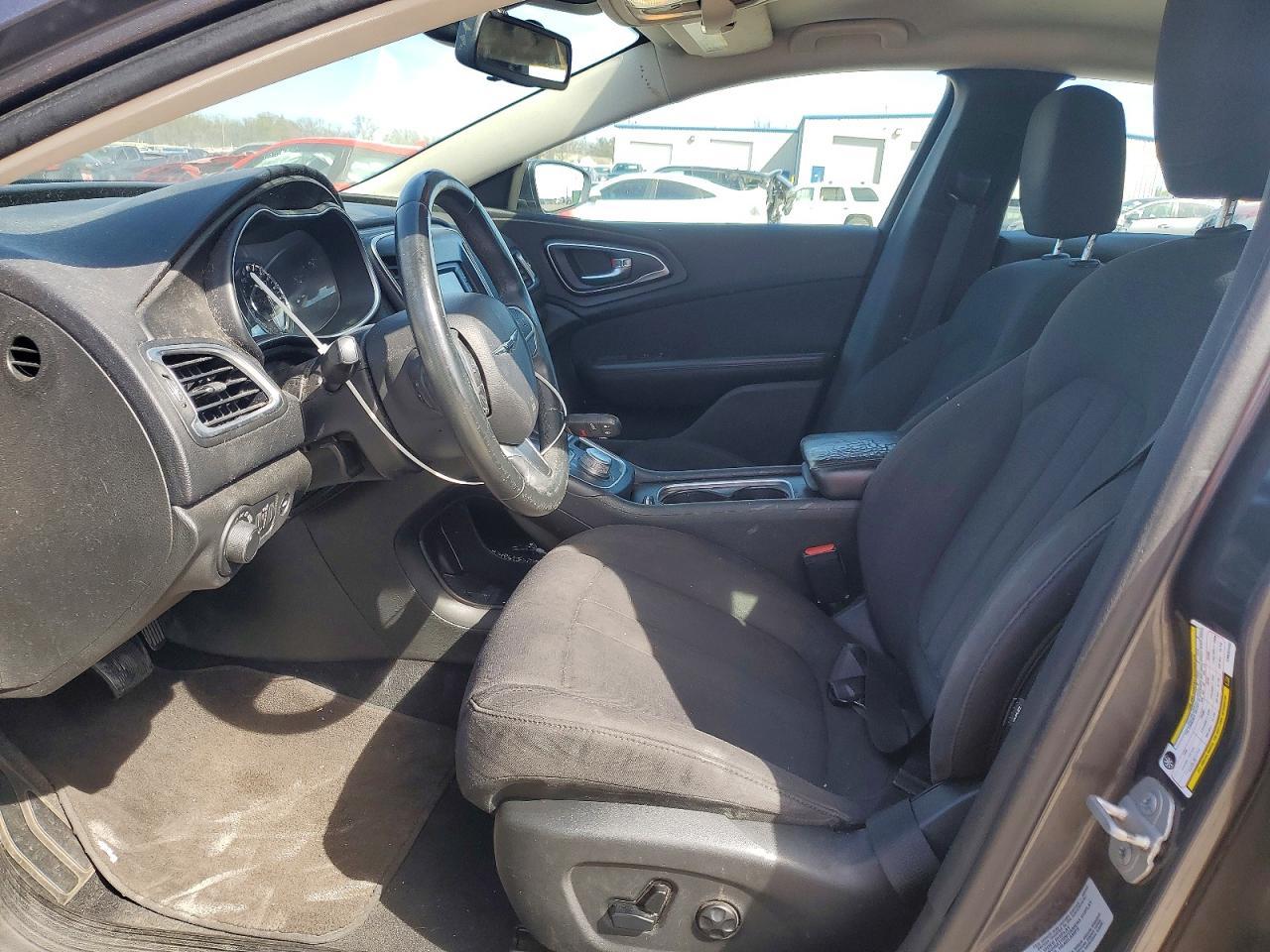 2015 CHRYSLER 200