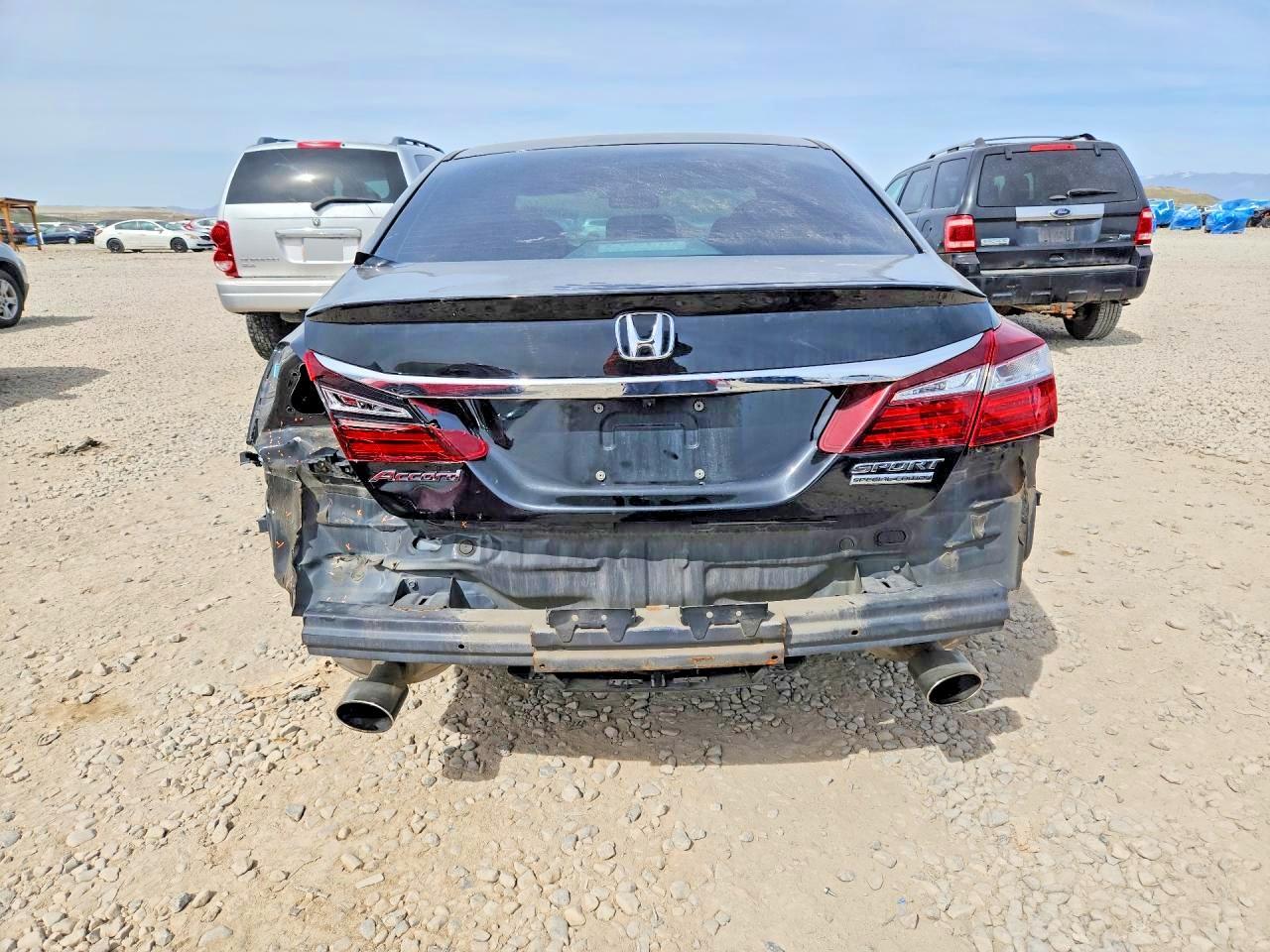 2017 HONDA ACCORD
