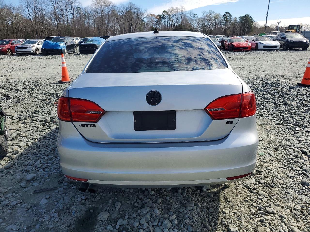 2014 VOLKSWAGEN JETTA