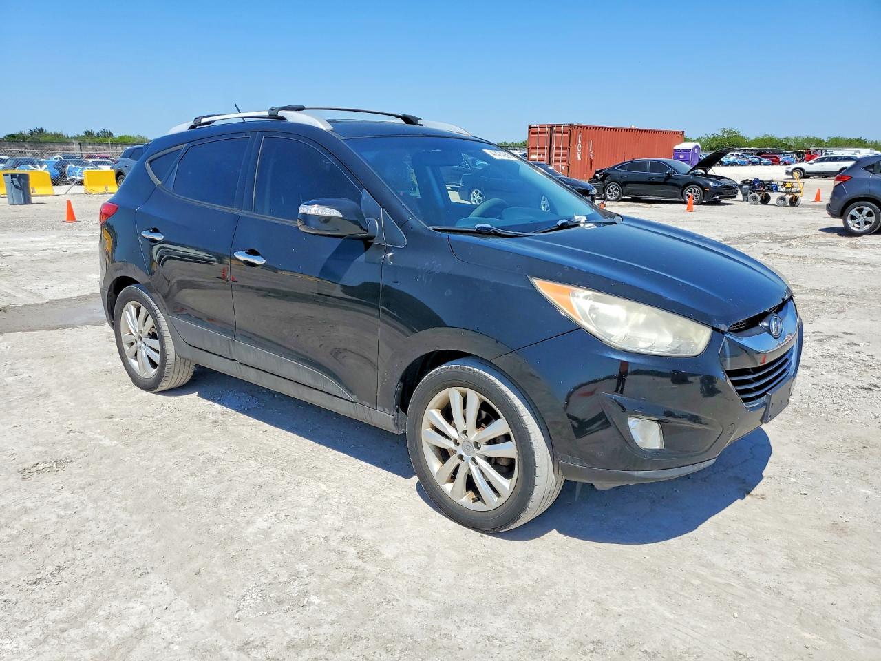 2012 HYUNDAI TUCSON