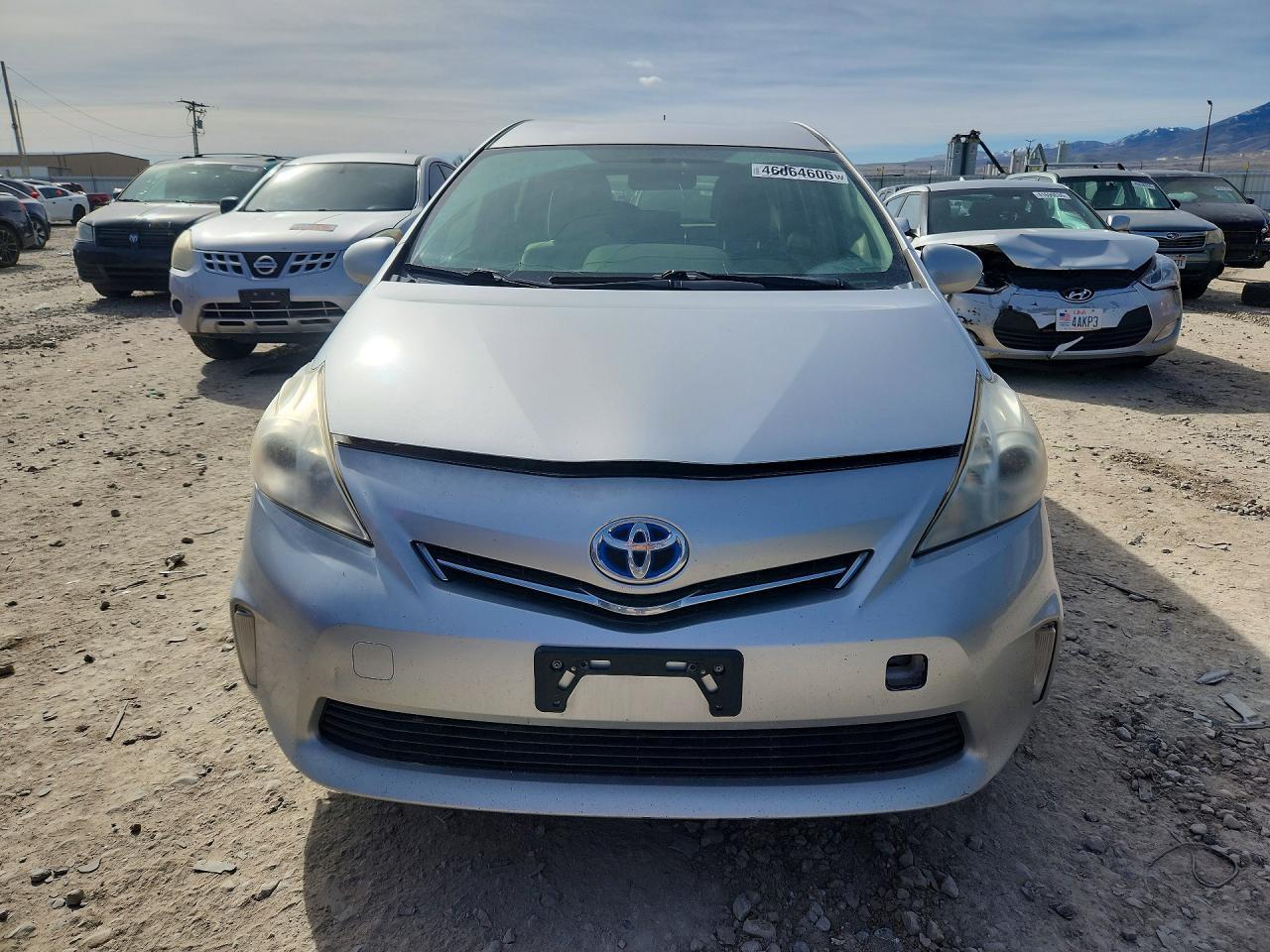 2012 TOYOTA PRIUS V