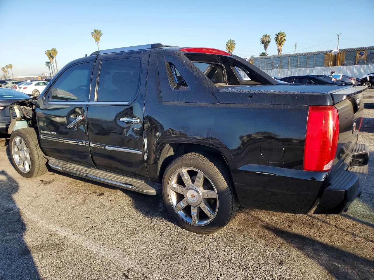 2013 CADILLAC Escalade EXT