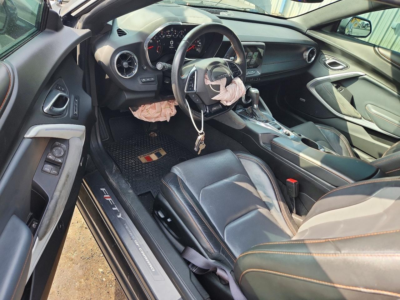 2017 CHEVROLET Camaro