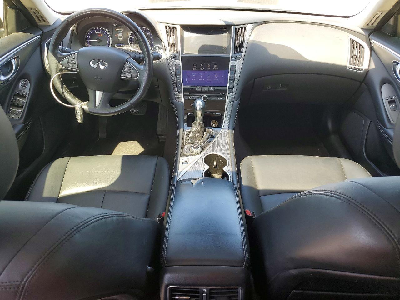 2017 INFINITI Q50