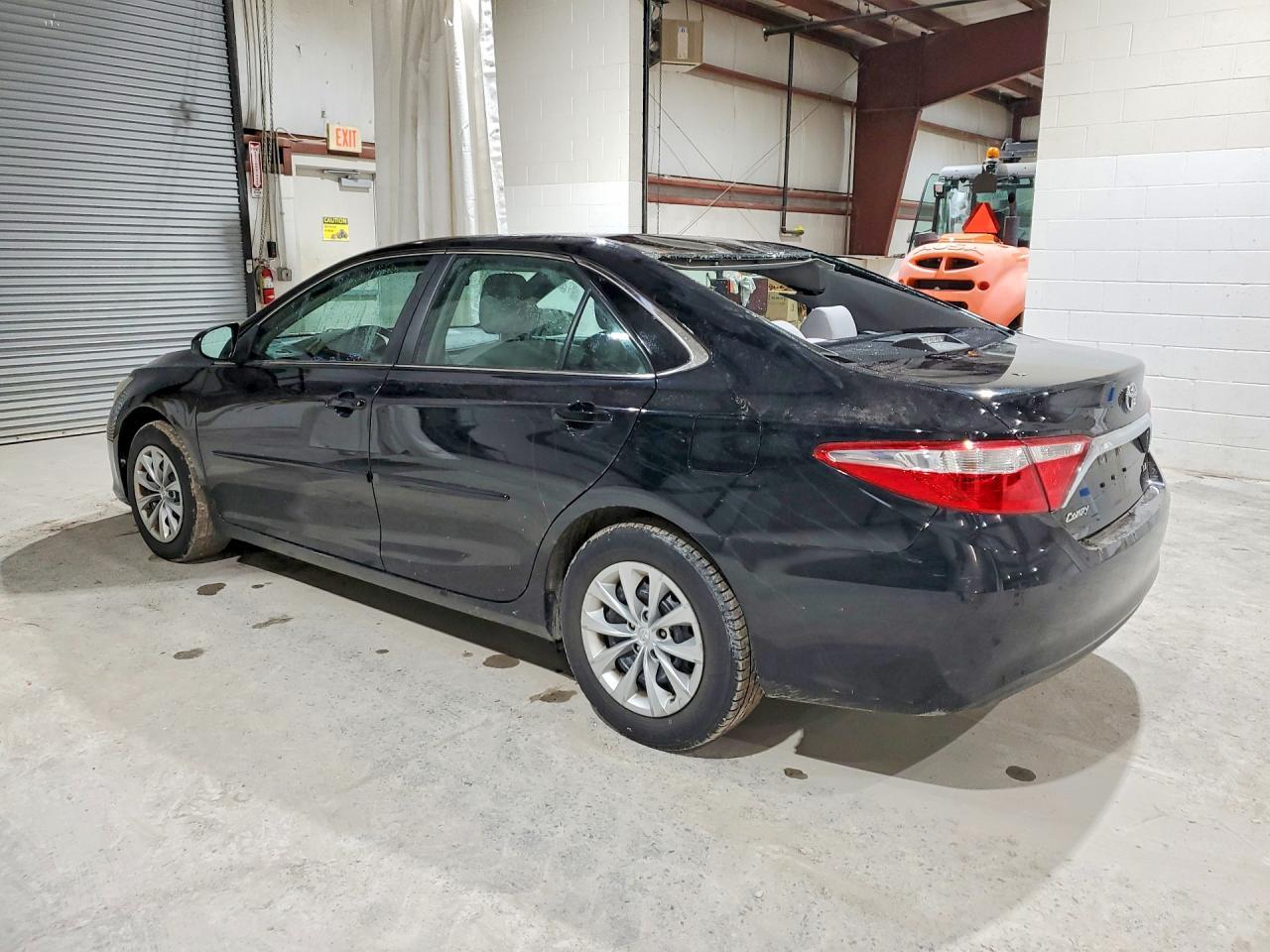 2017 TOYOTA CAMRY