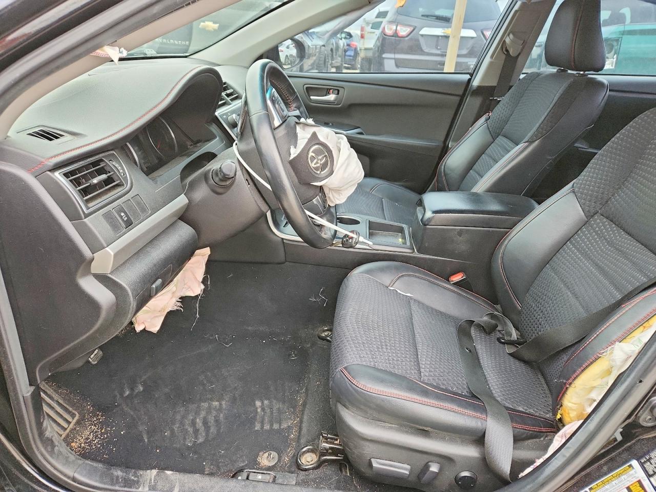 2015 TOYOTA CAMRY