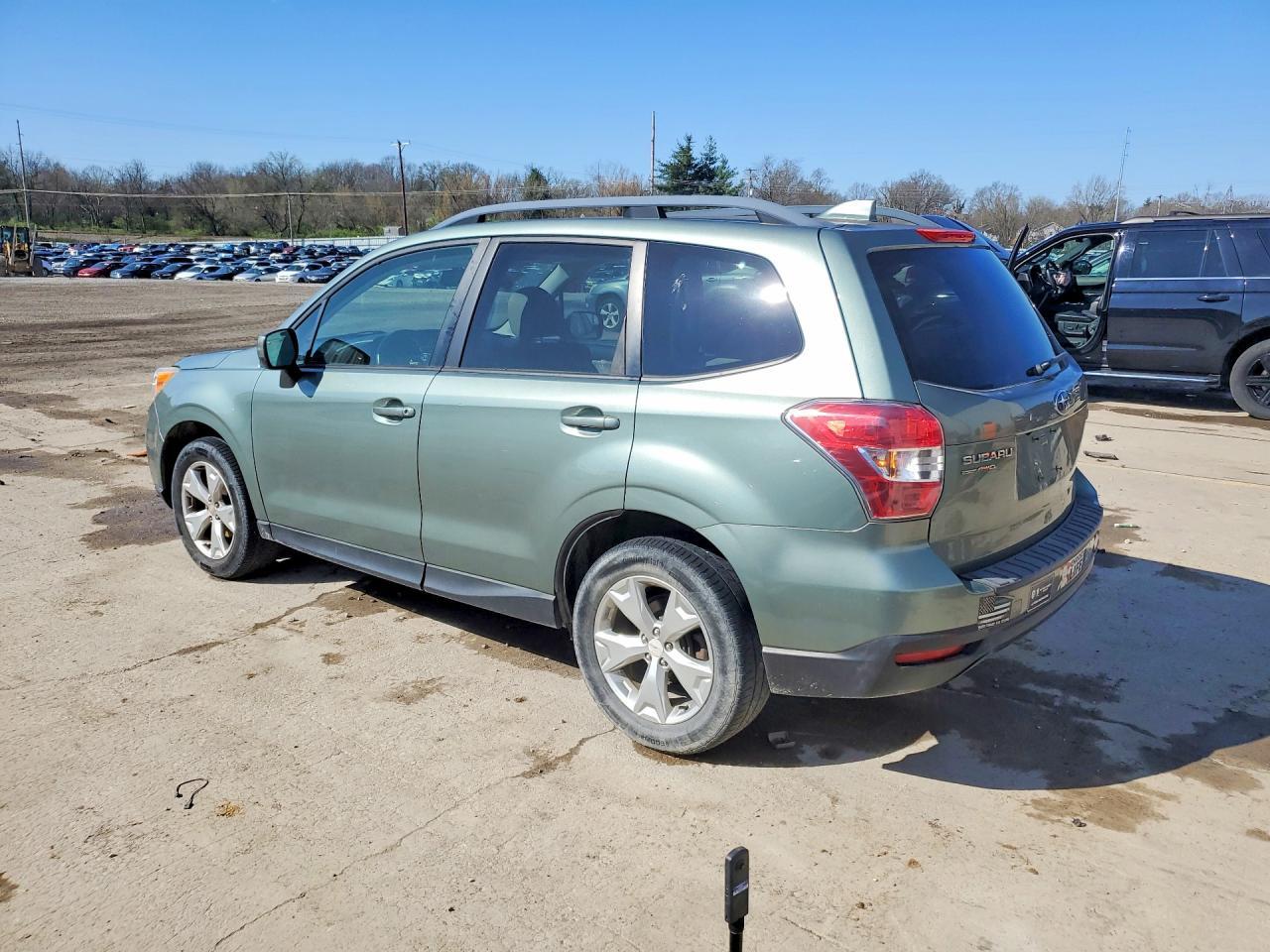 2016 SUBARU FORESTER