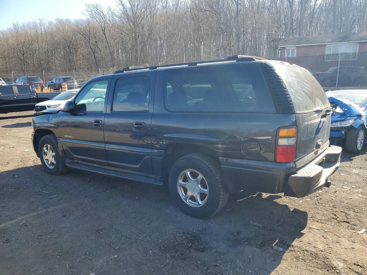 2004 GMC Yukon XL
