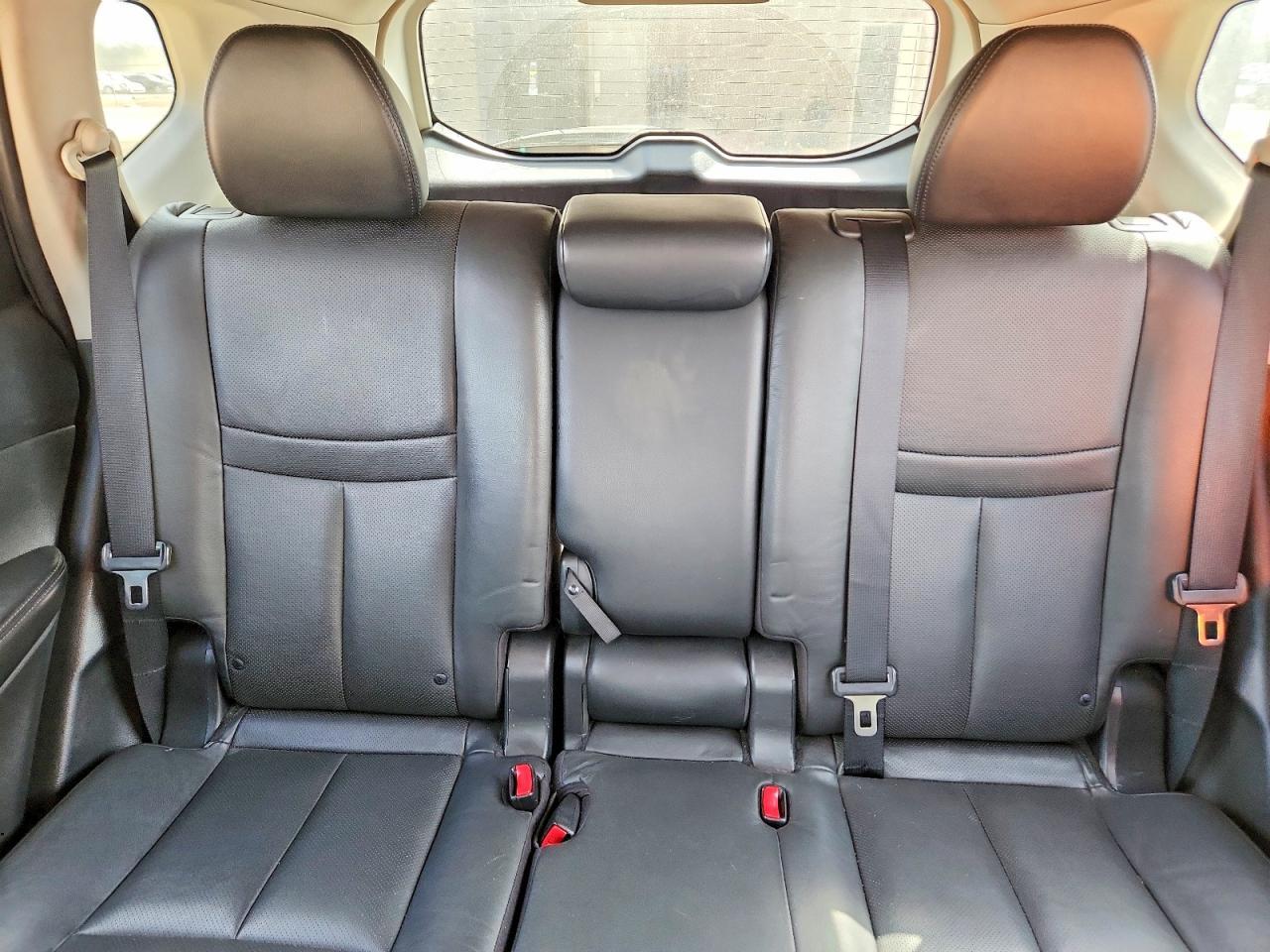 2014 NISSAN ROGUE