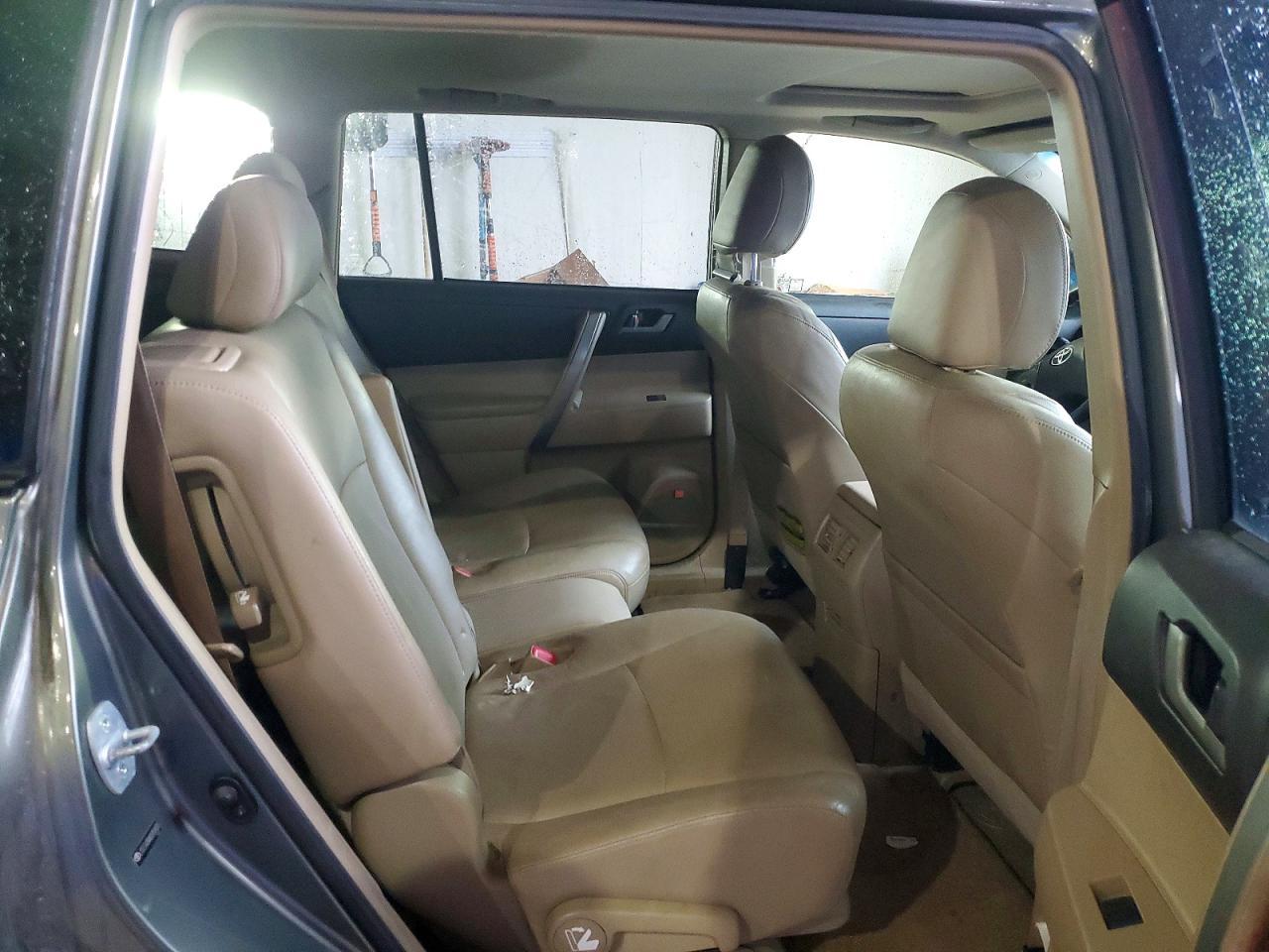 2008 TOYOTA HIGHLANDER