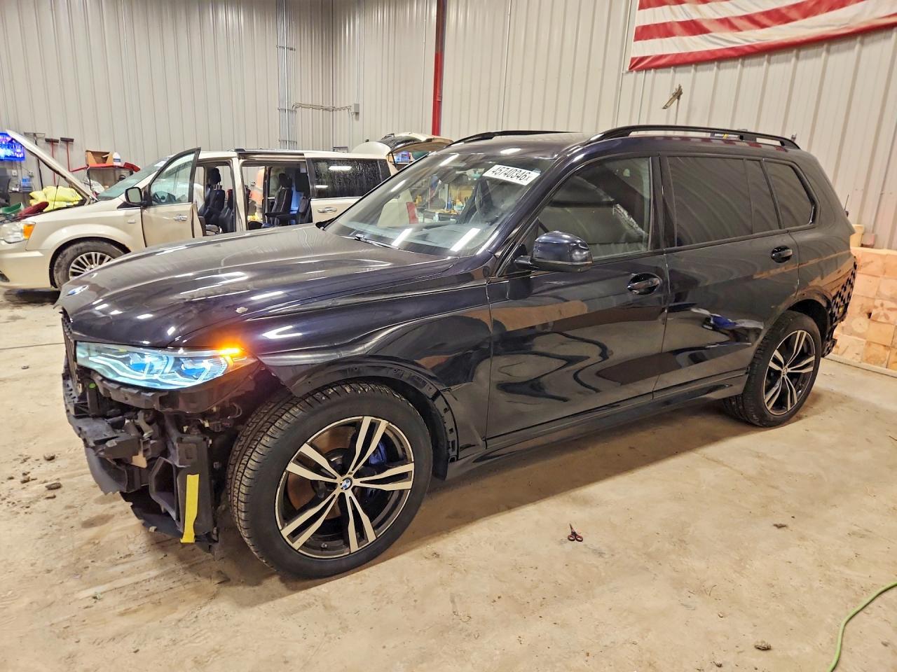 2022 BMW X7