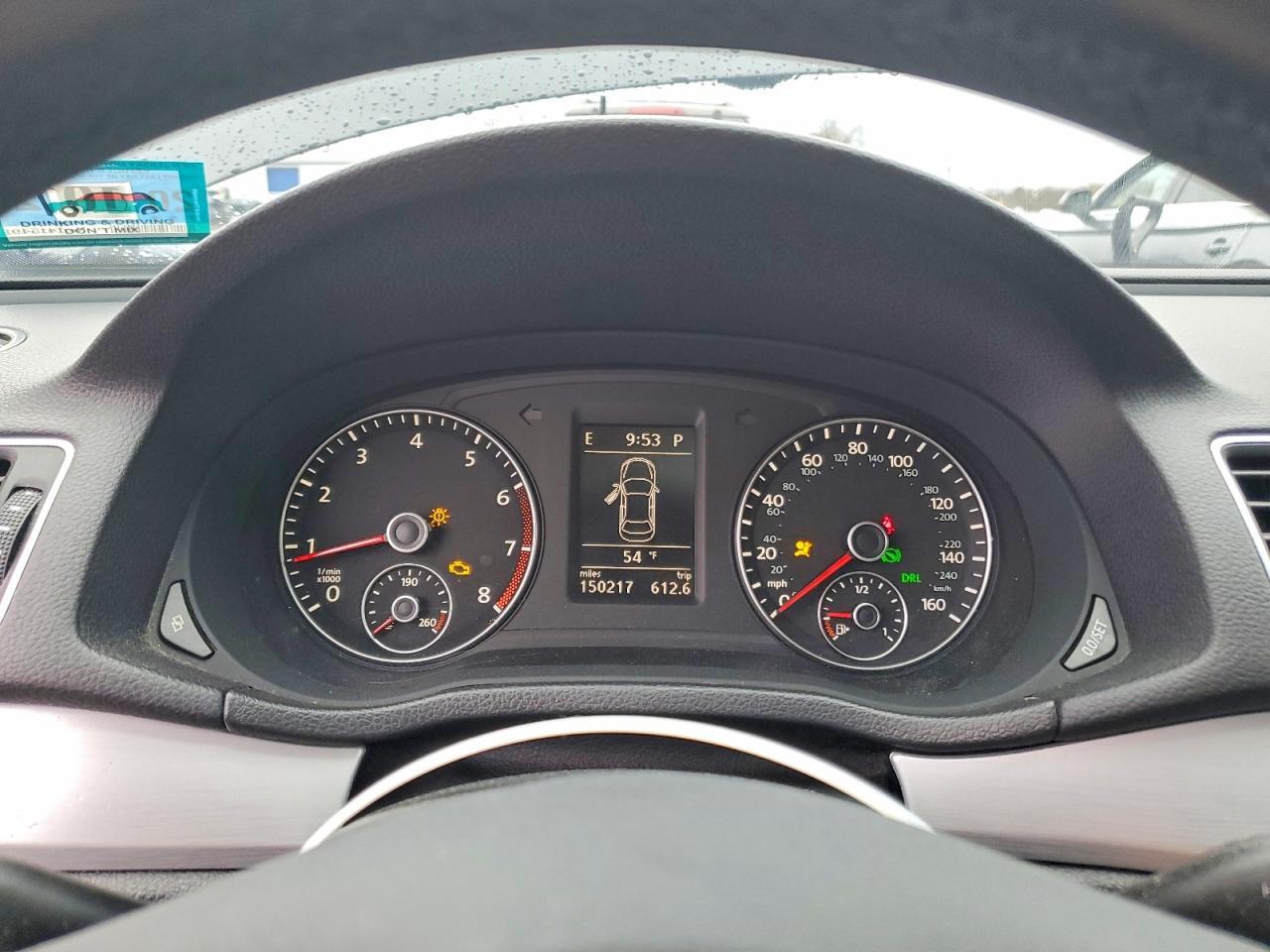 2012 VOLKSWAGEN Passat