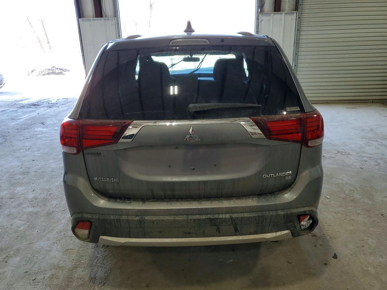 2018 MITSUBISHI outlander