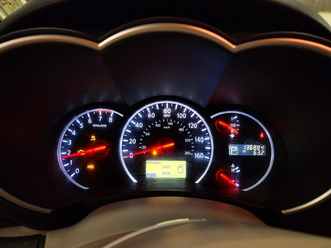 2013 NISSAN Quest