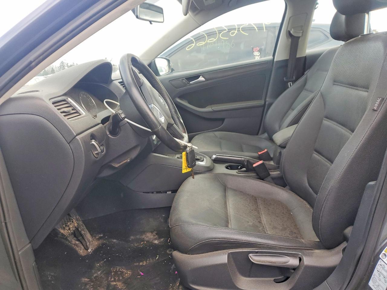 2012 VOLKSWAGEN JETTA