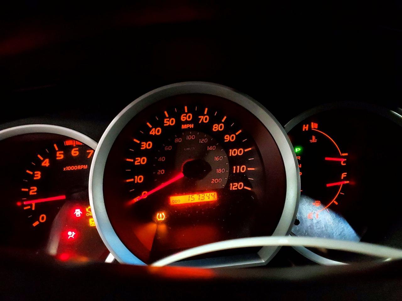 2011 TOYOTA TACOMA