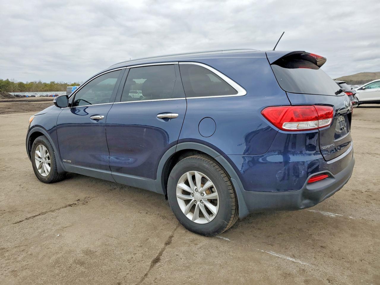 2017 KIA SORENTO